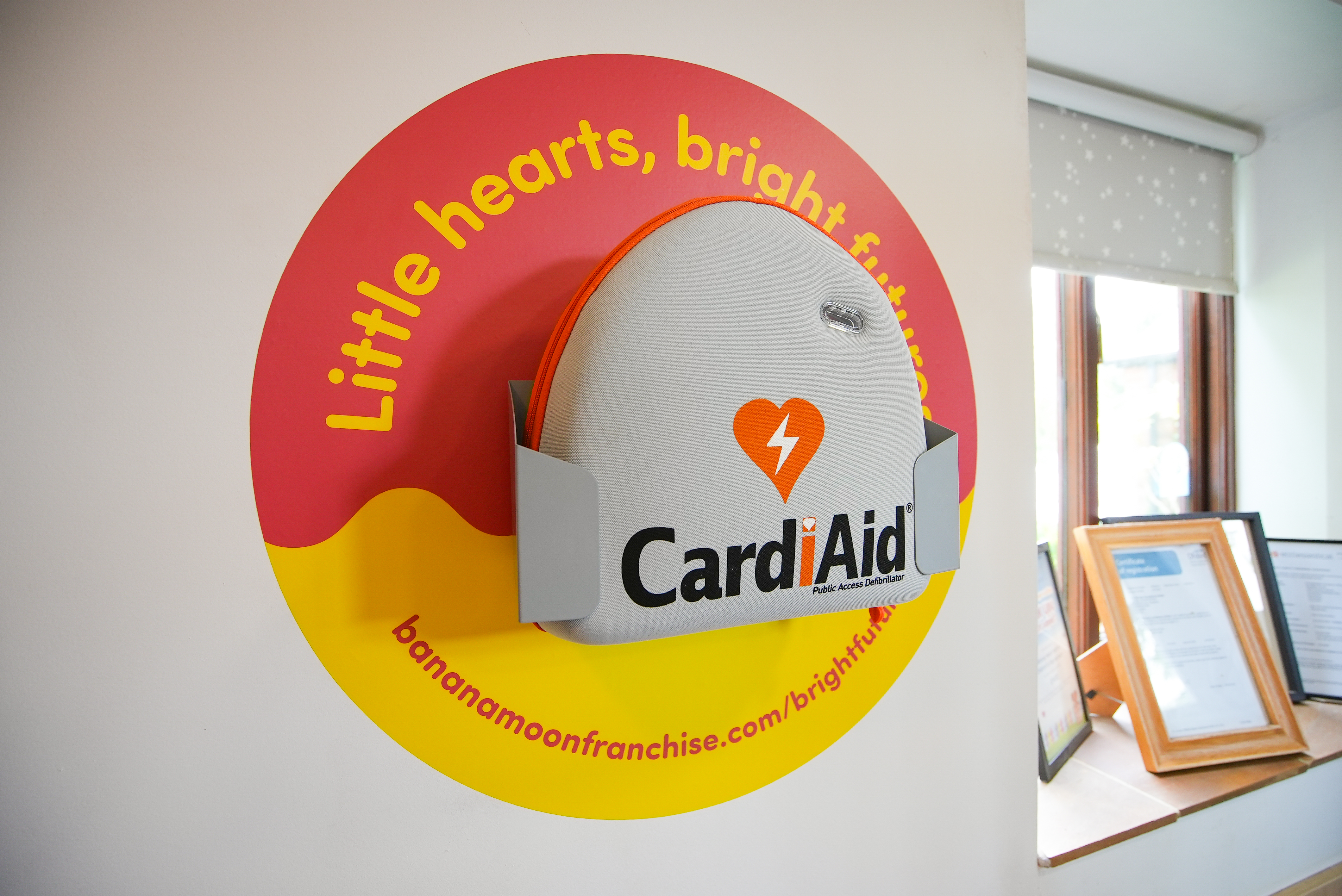 💖 Little Hearts, Bright Futures – Lifesaving AED Now at Banana Moon! 💖